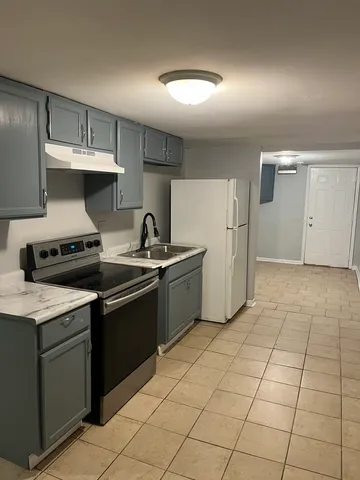 $1,150 | 4039 West Wilcox Street, Unit GARDEN, Chicago, IL 60624