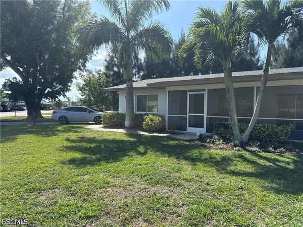 $1,550 | 337 Tudor Drive, Unit L, Cape Coral, FL 33904