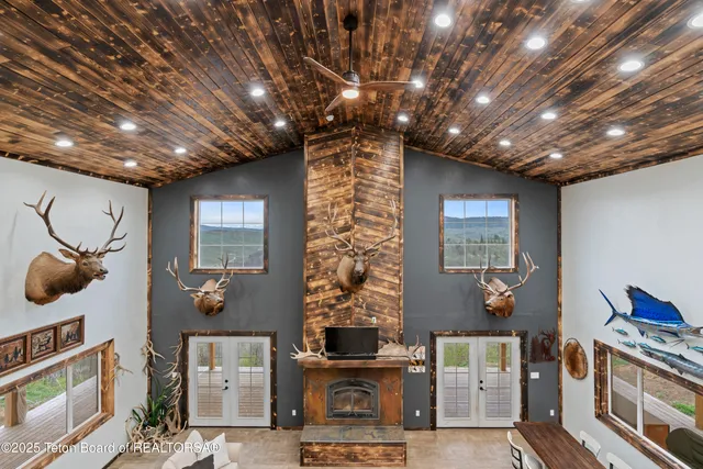 $1,495,000 | 118 Upper Picnic Ridge Road, Bondurant, WY 82922