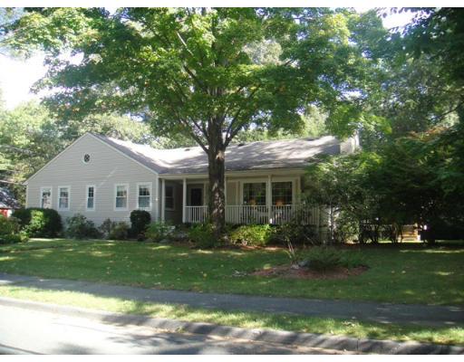 4 Linwood Road Wellesley, MA 02481 - Photo 1 of 17