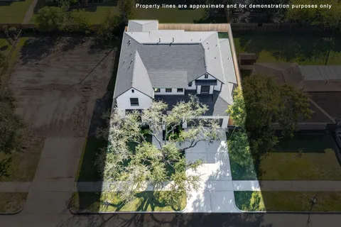 $1,274,999 | 8021 Turquoise Lane, Houston, TX 77055