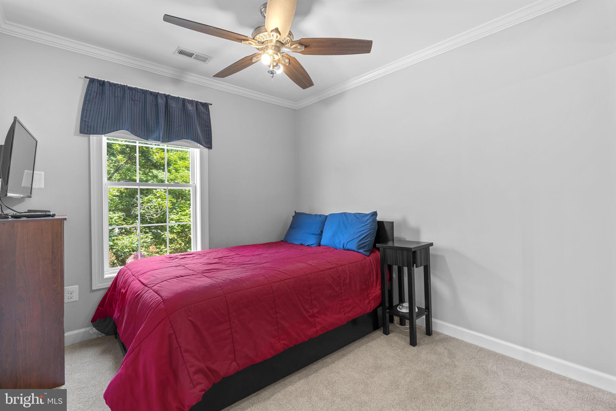 2023 Compton Court Annapolis, MD 21401 - Photo 23 of 35 Bedroom 3