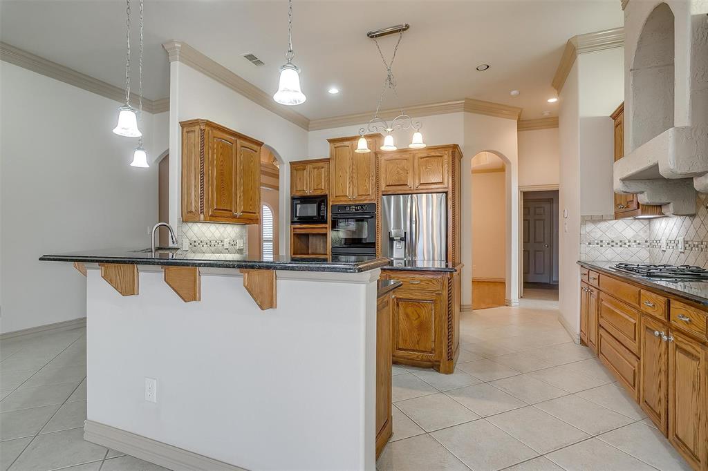 13780 Riviera West Fort Worth, TX 76028 - Photo 33 of 39