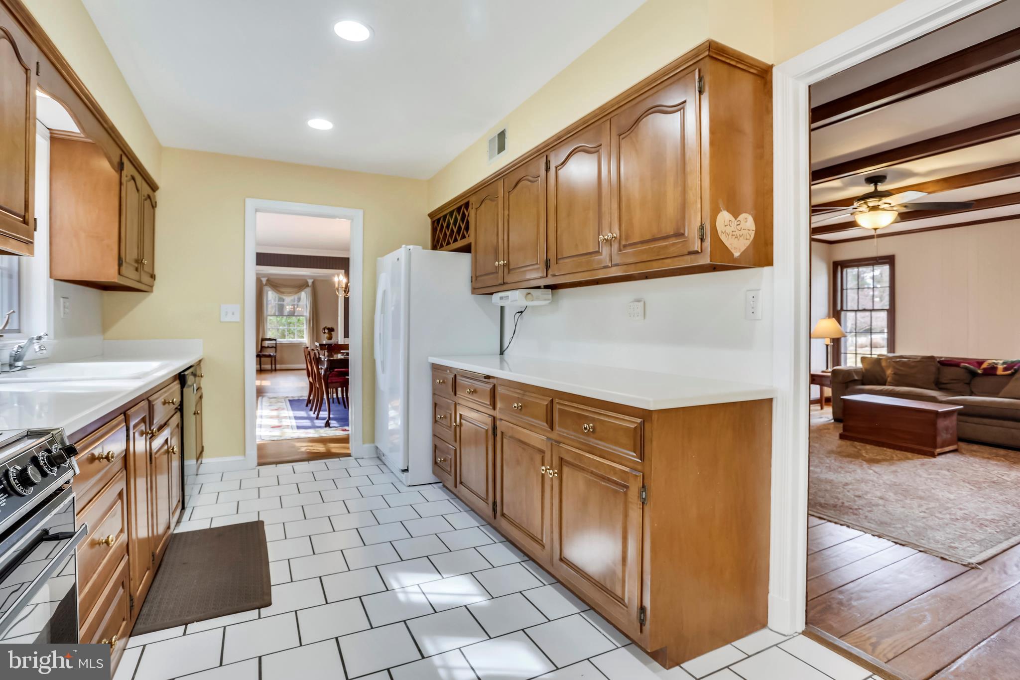 12513 Over Ridge Road Potomac, MD 20854 - Photo 12 of 44