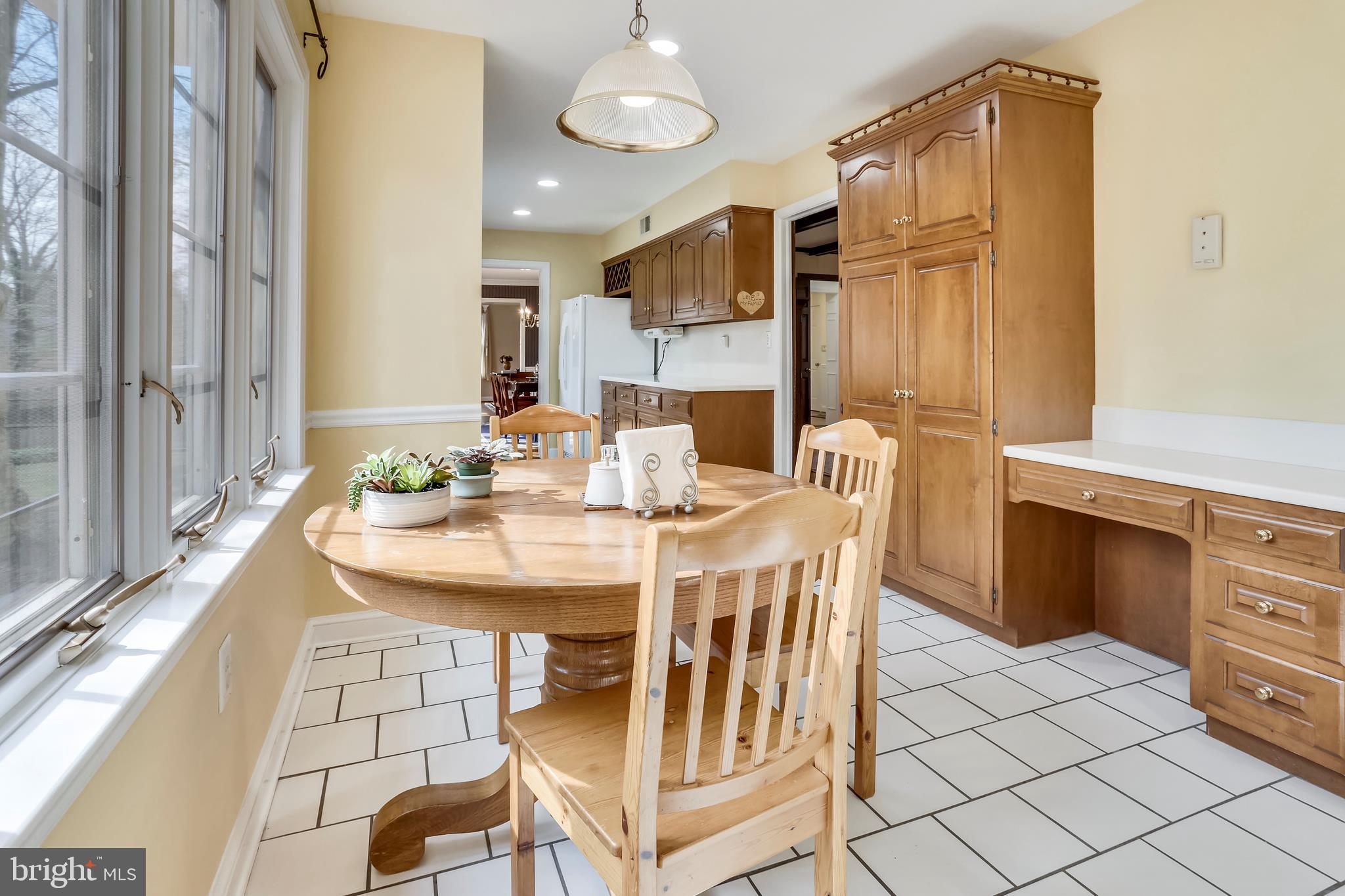 12513 Over Ridge Road Potomac, MD 20854 - Photo 13 of 44