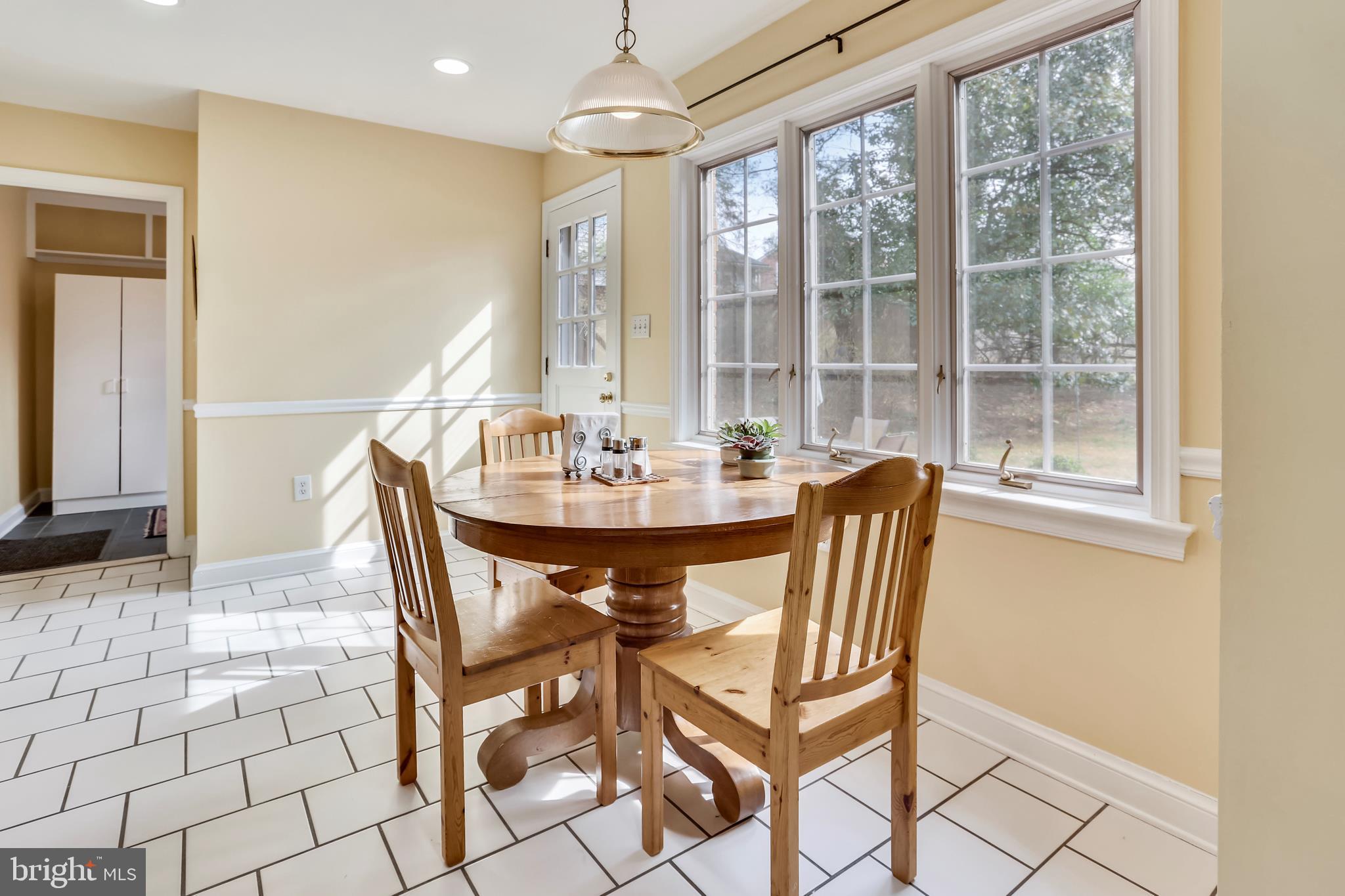 12513 Over Ridge Road Potomac, MD 20854 - Photo 15 of 44