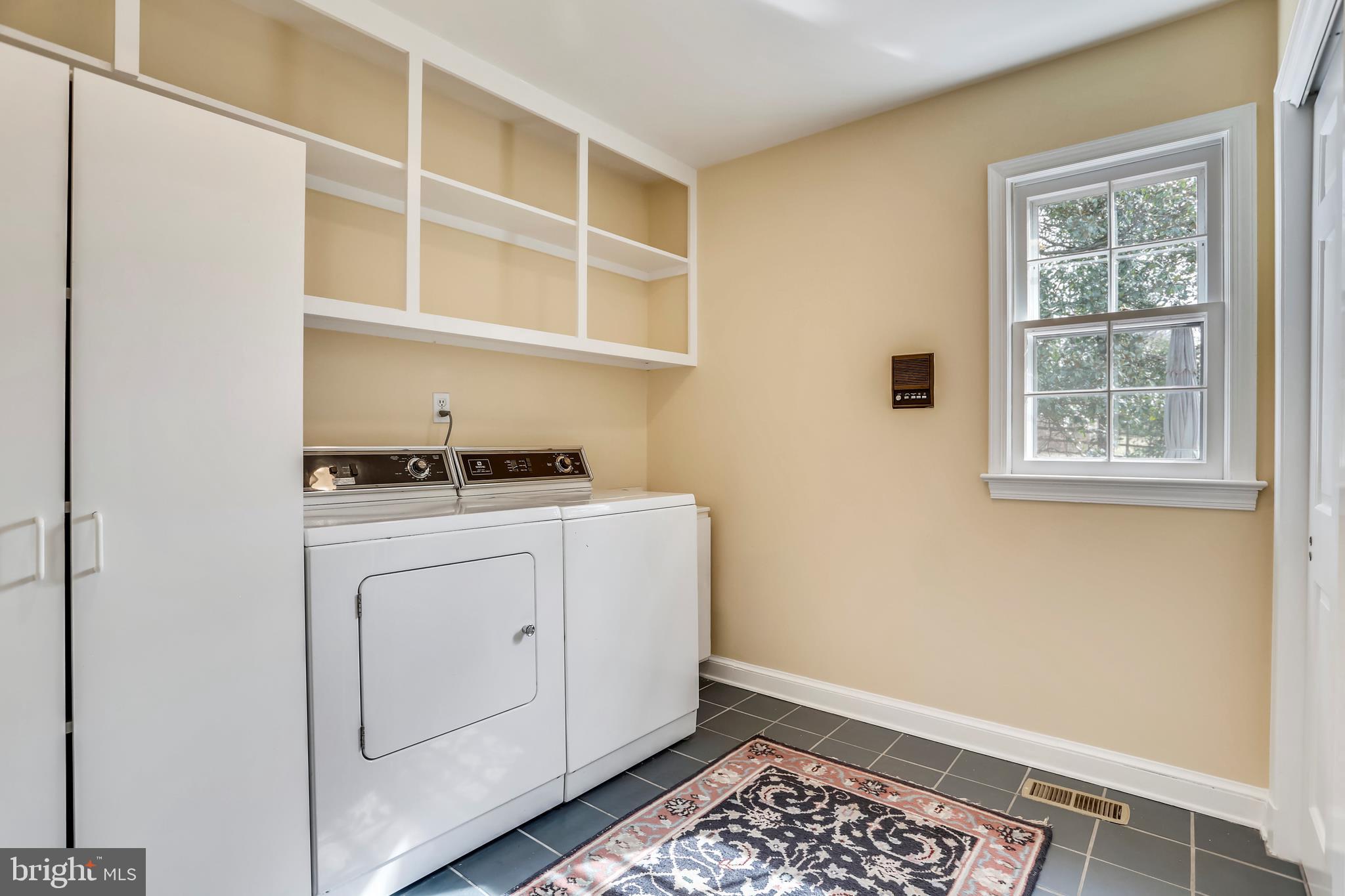 12513 Over Ridge Road Potomac, MD 20854 - Photo 16 of 44