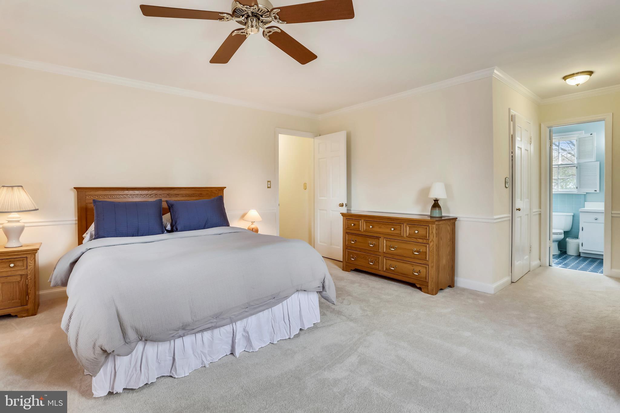 12513 Over Ridge Road Potomac, MD 20854 - Photo 29 of 44