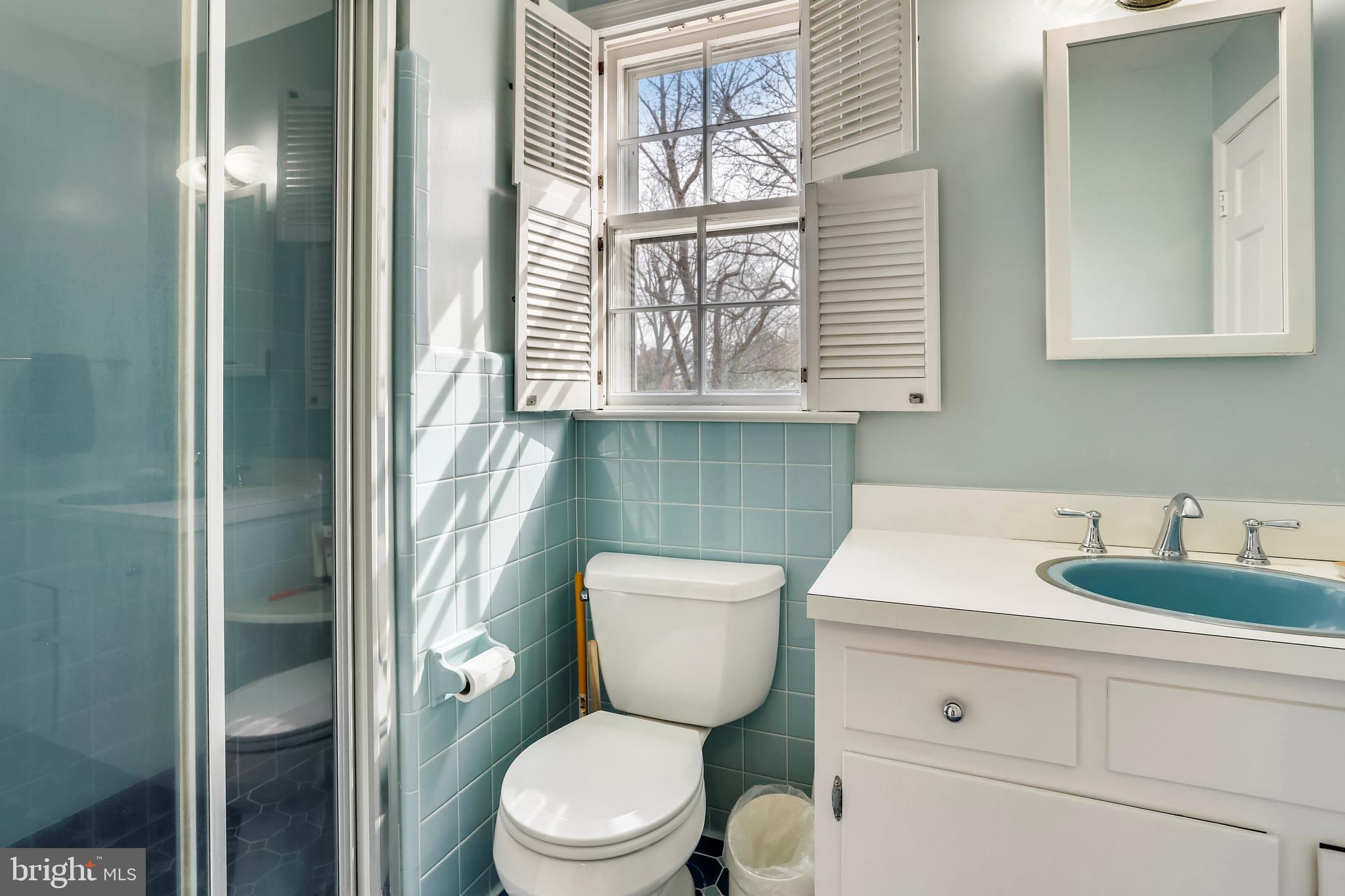 12513 Over Ridge Road Potomac, MD 20854 - Photo 31 of 44