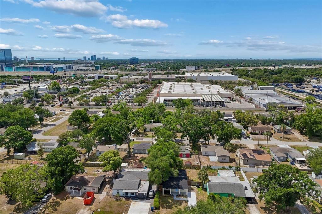 3912 West Pine Street Tampa, FL 33607 - Photo 53 of 60 an aerial view of a city