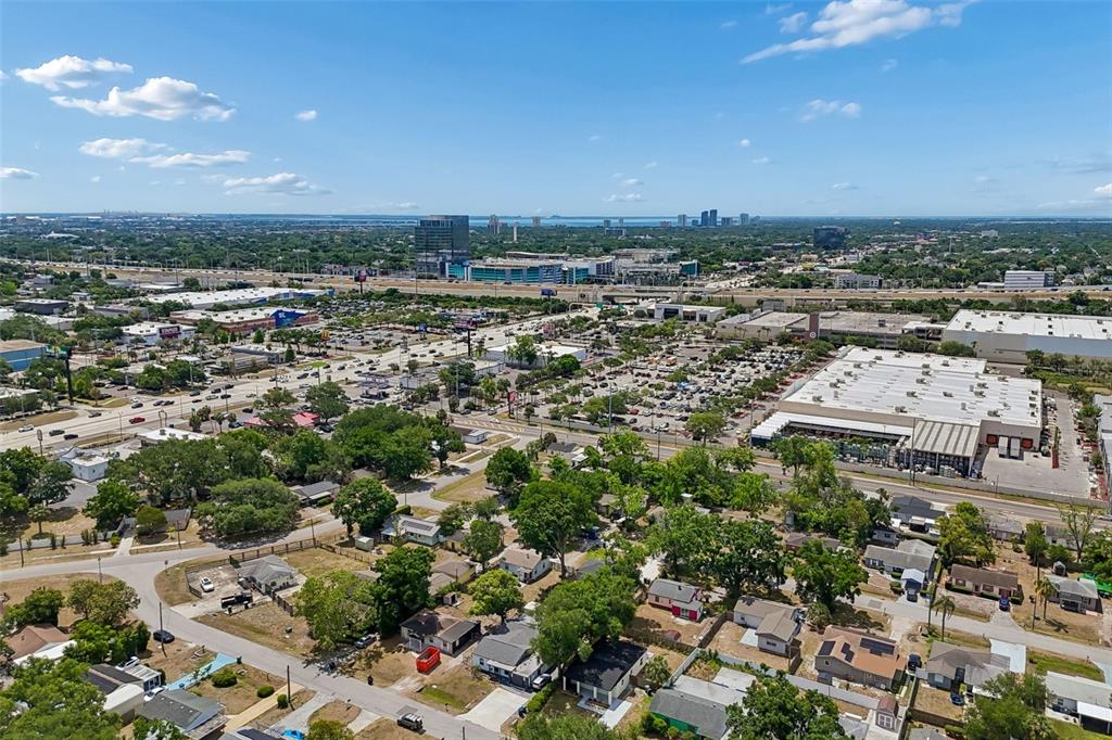 3912 West Pine Street Tampa, FL 33607 - Photo 55 of 60 an aerial view of a city