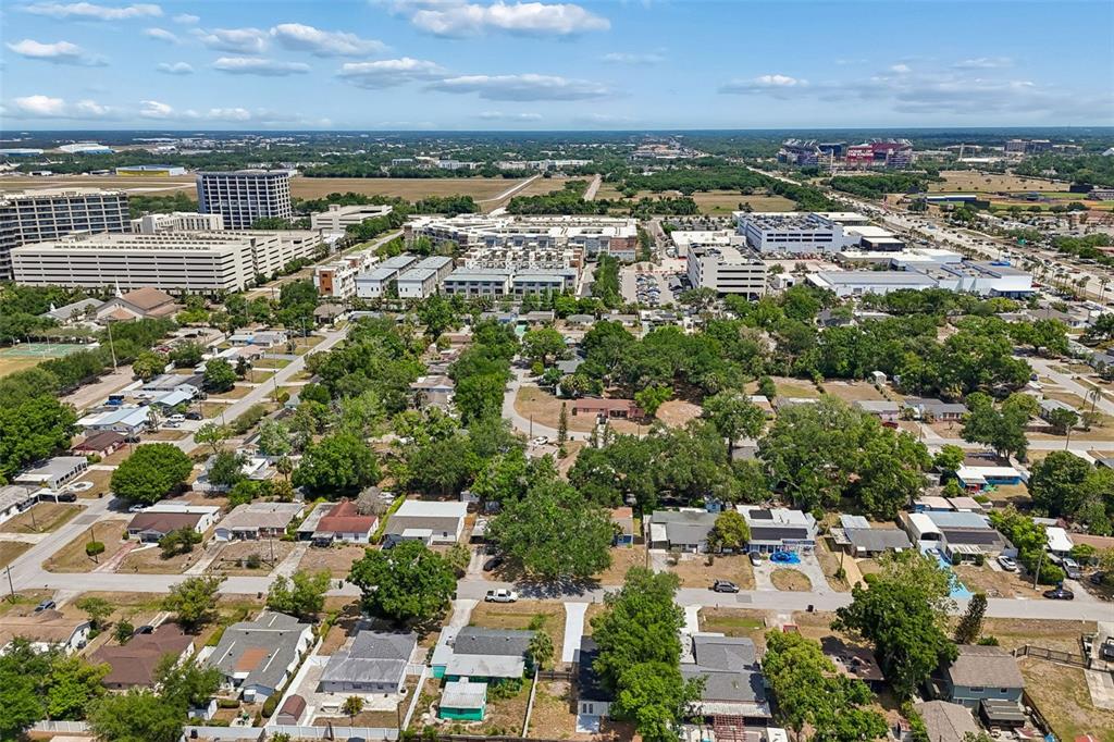 3912 West Pine Street Tampa, FL 33607 - Photo 57 of 60 an aerial view of a city