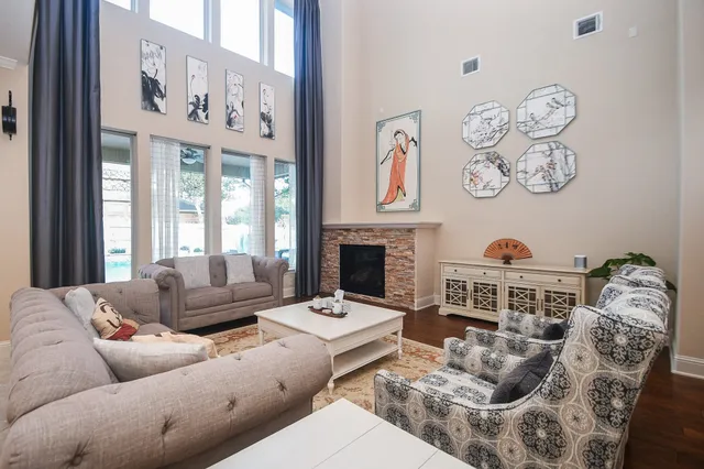 $799,900 | 26702 Valleyside Drive, Katy, TX 77494