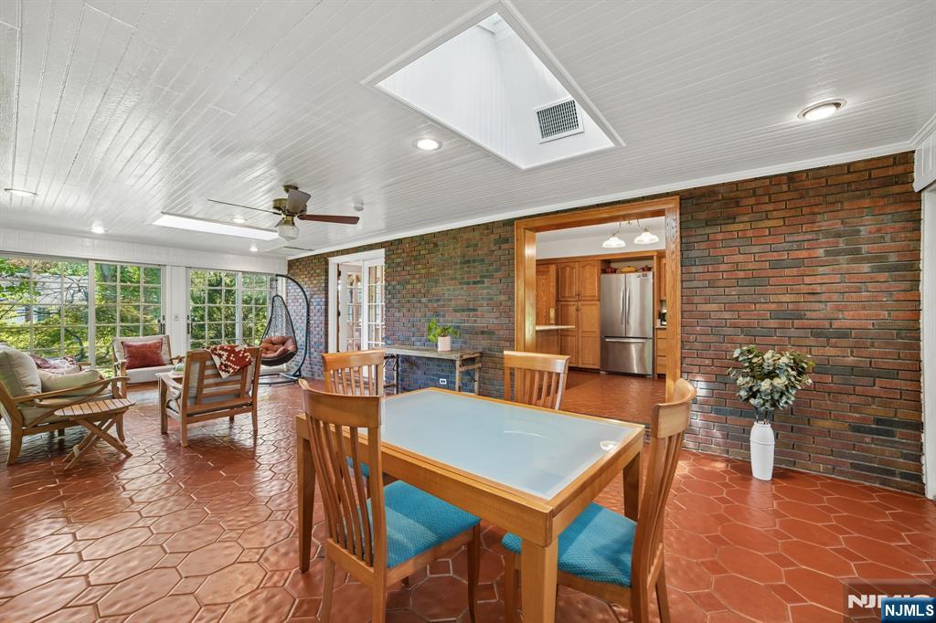 157 Sussex Road Tenafly, NJ 07670 - Photo 18 of 50