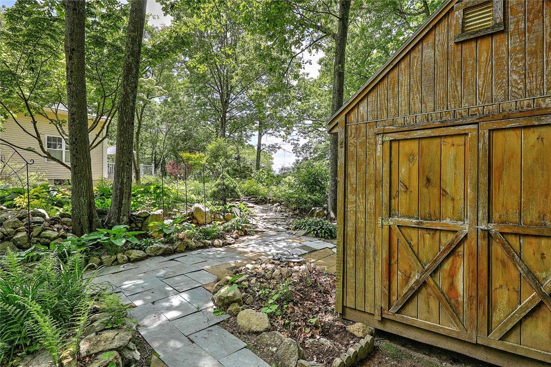 10 Ferrer Road Johnston, RI 02919 - Photo 38 of 40 Gallery Image 38
