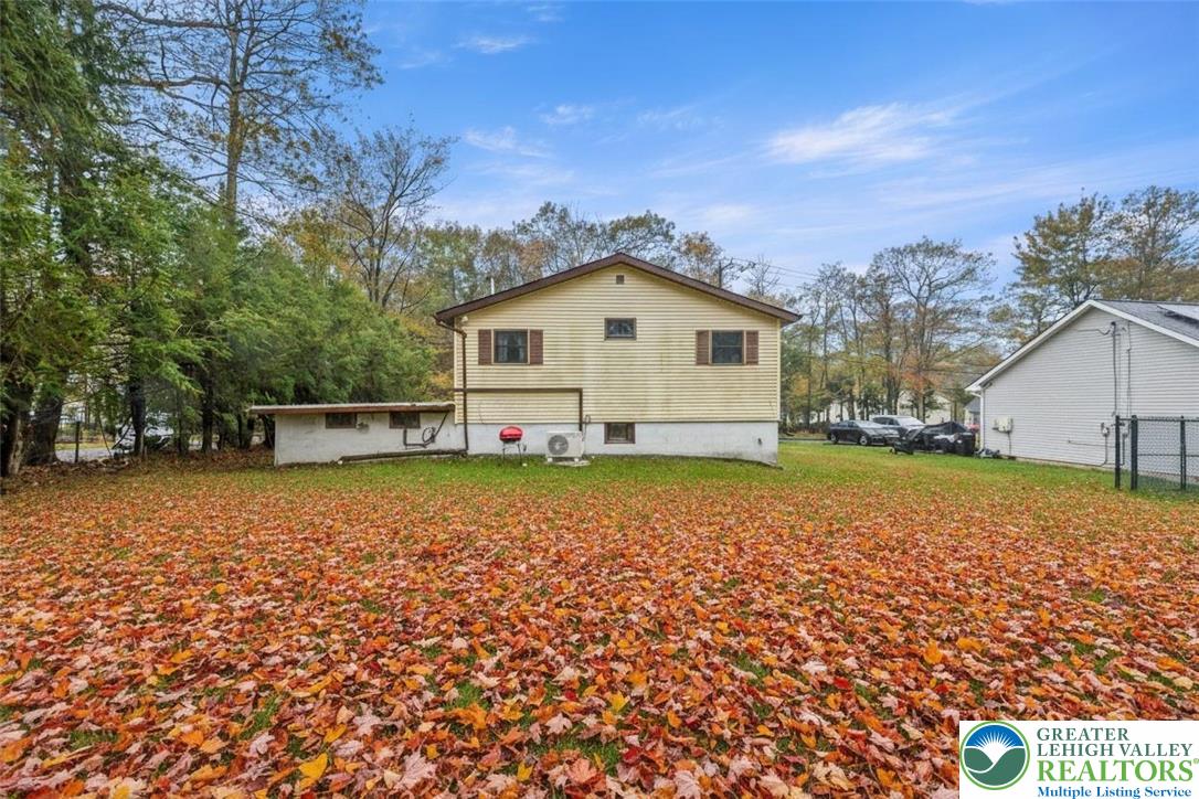 217 Coach Road Tobyhanna, PA 18466 - Photo 31 of 35 a house view with a garden space