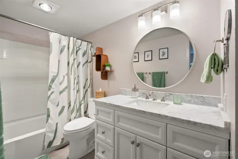 $325,000 | 26435 Northeast Pennsylvania Avenue, Unit 46, Kingston, WA 98346