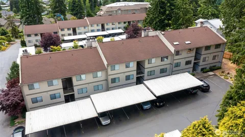 $325,000 | 26435 Northeast Pennsylvania Avenue, Unit 46, Kingston, WA 98346