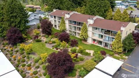 $325,000 | 26435 Northeast Pennsylvania Avenue, Unit 46, Kingston, WA 98346