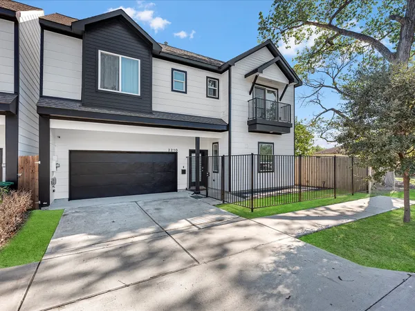 $2,950 | 2210 Wipprecht Street, Houston, TX 77020