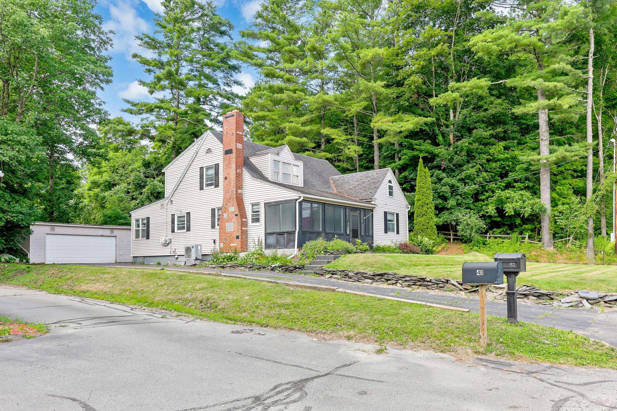 63 Highland Avenue Newport, VT 05855 - Photo 3 of 45