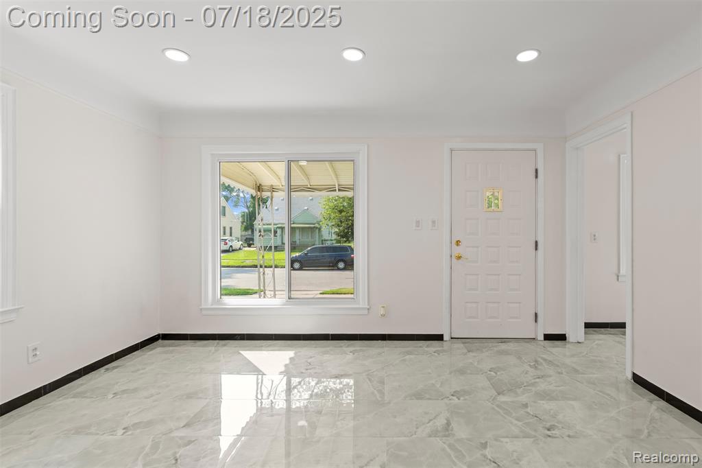 18020 Reed Street Melvindale, MI 48122 - Photo 8 of 26