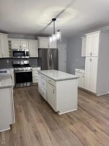 $235,000 | 123 Paulina Drive, Hannibal, MO 63401