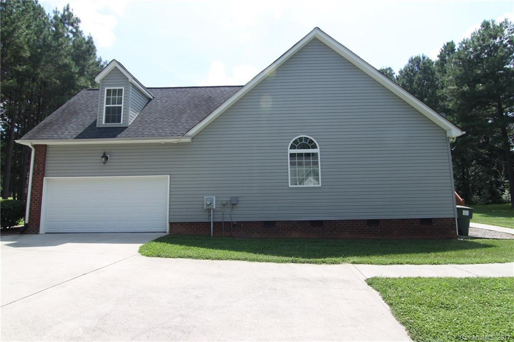 1460 Alexis High Shoals Road Dallas, NC 28034 - Photo 19 of 21 Gallery Image 19