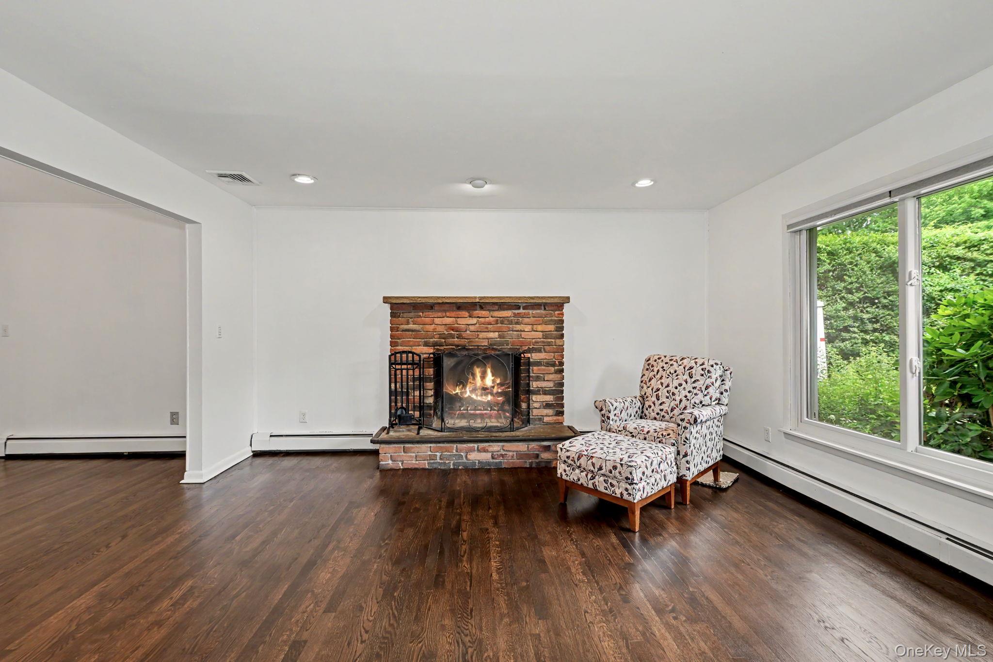 32 Lacona Road Mahopac, NY 10541 - Photo 2 of 24