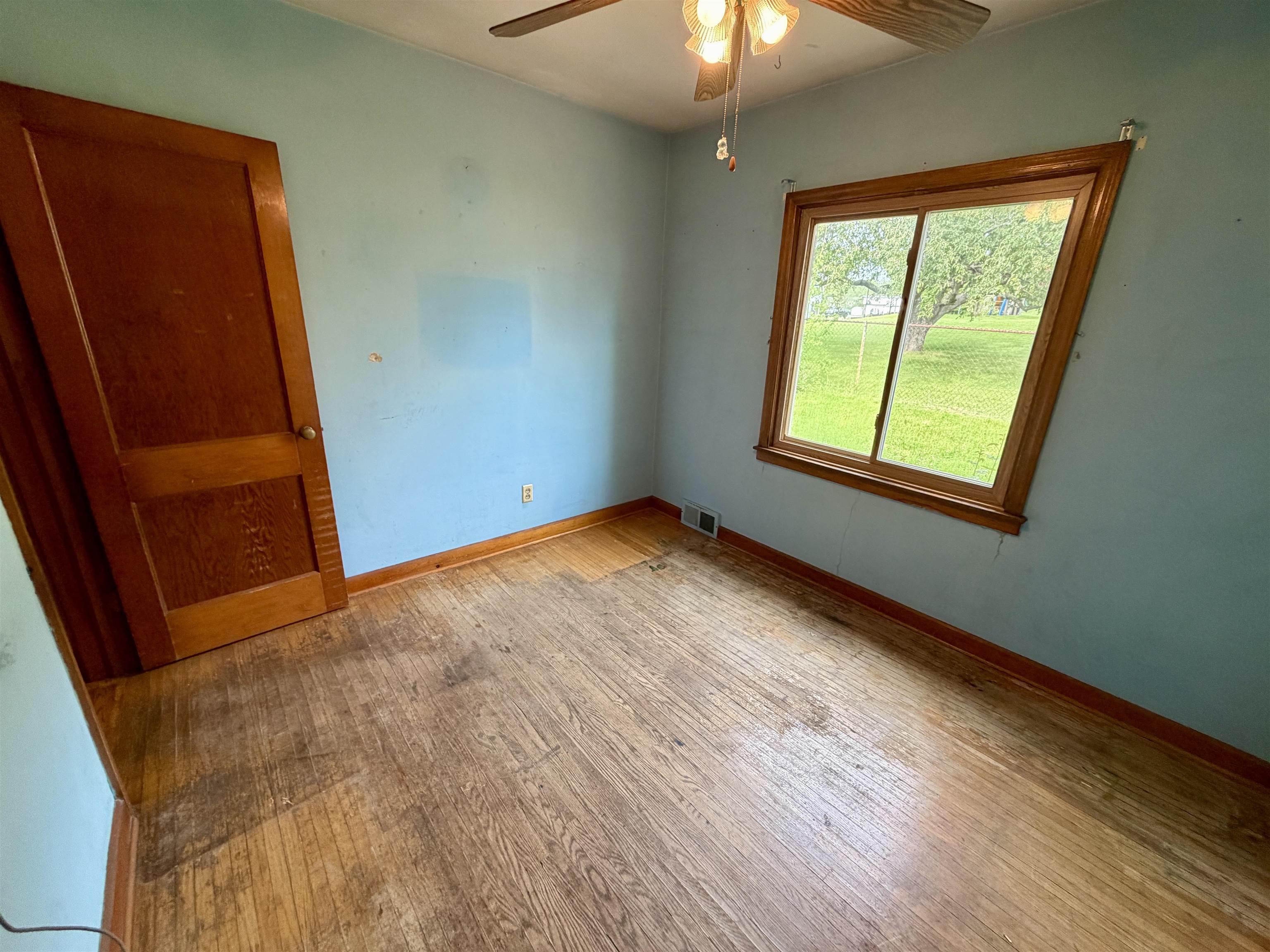 820 9th Avenue Monroe, WI 53566 - Photo 26 of 33