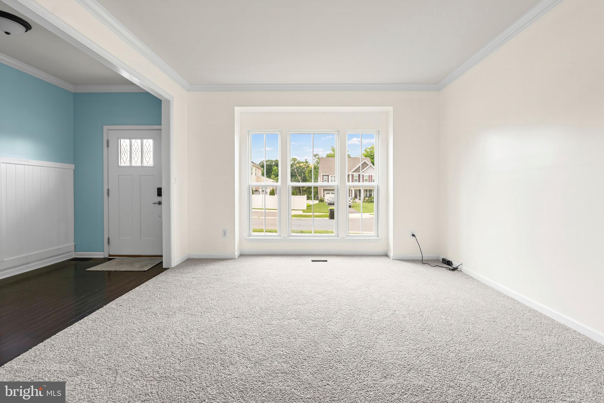539 Potomac Road Joppa, MD 21085 - Photo 5 of 43 Formal Living room or Library?