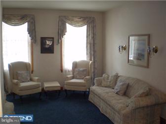 12 Edgewood Road Sicklerville, NJ 08081 - Photo 3 of 12 Living Room