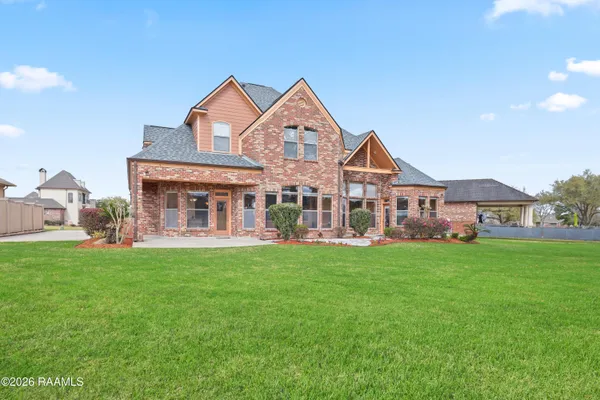 $940,000 | 106 Augusta Drive, Broussard, LA 70518