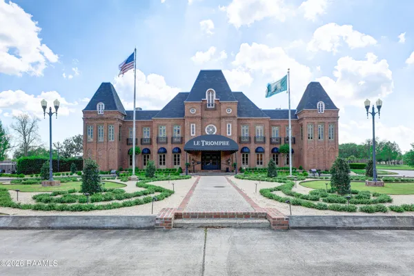 $940,000 | 106 Augusta Drive, Broussard, LA 70518