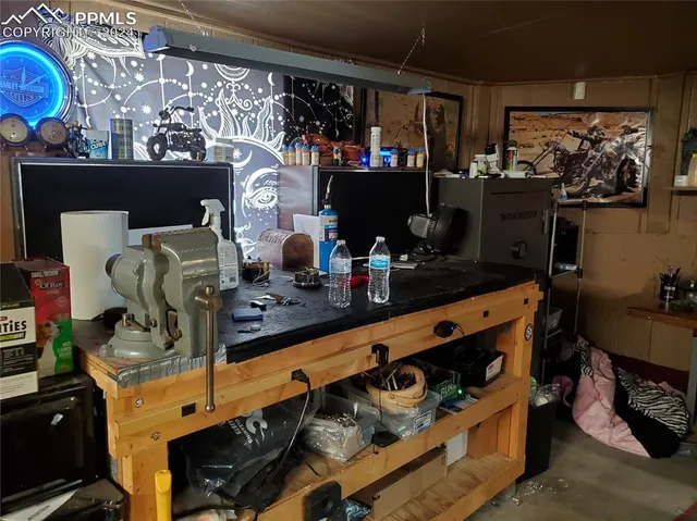 a view of walk in closet