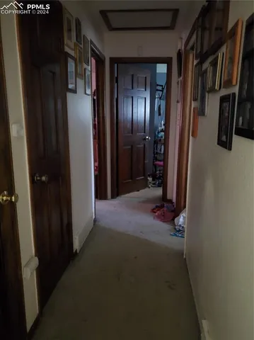 a picture of a table with chairs