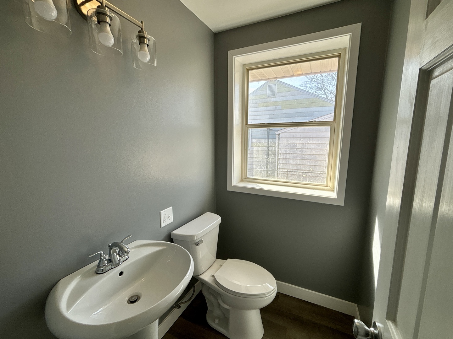 702 4th Avenue Ottawa, IL 61350 - Photo 10 of 29