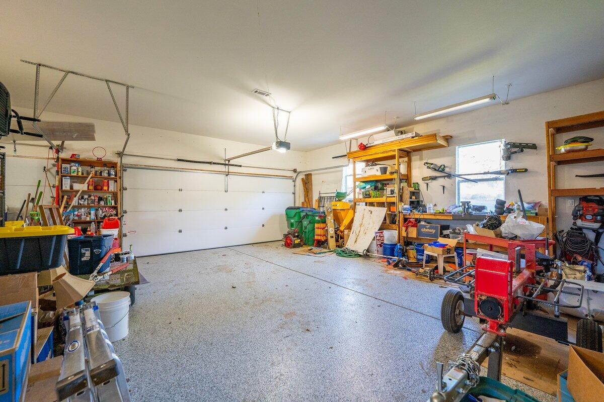 12757 Fern Road Whitmore, CA 96096 - Photo 31 of 62 a view of a room with gym equipment