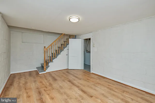 $3,100 | 3727 2nd Street South, Arlington, VA 22204