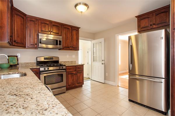 10 Adanac Road Milton, MA 02186 - Photo 8 of 28 Gallery Image 8