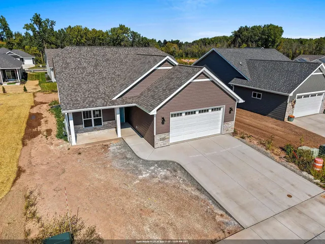 $439,900 | 2334 Whispering Wind Lane, Howard, WI 54303