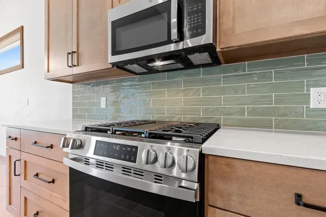 $439,900 | 2334 Whispering Wind Lane, Howard, WI 54303