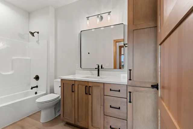 $439,900 | 2334 Whispering Wind Lane, Howard, WI 54303