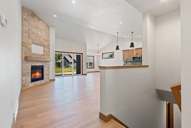 $439,900 | 2334 Whispering Wind Lane, Howard, WI 54303