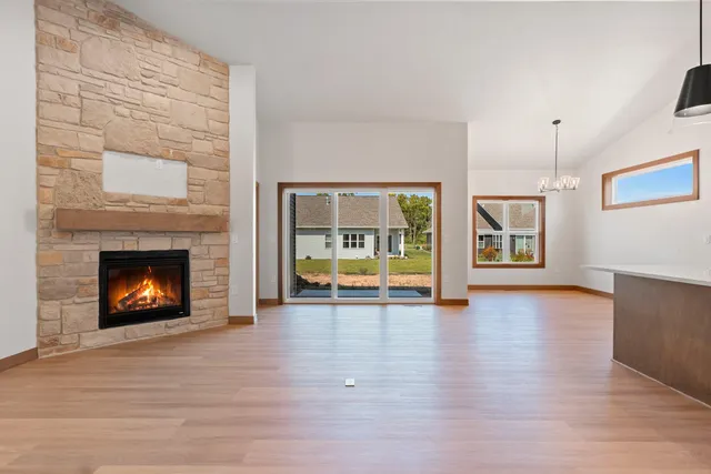 $439,900 | 2334 Whispering Wind Lane, Howard, WI 54303