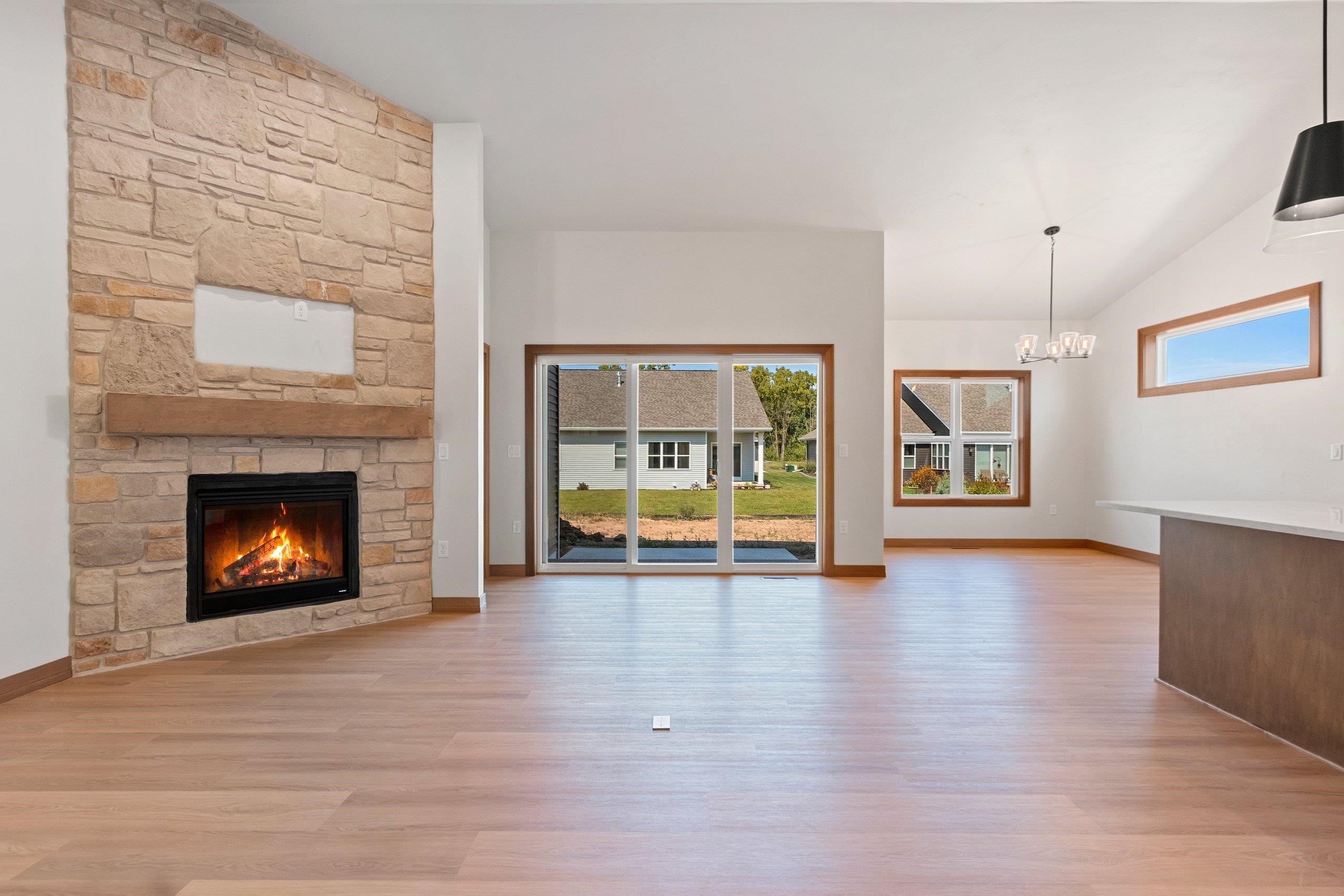 2334 Whispering Wind Lane Howard, WI 54303 - Photo 7 of 44