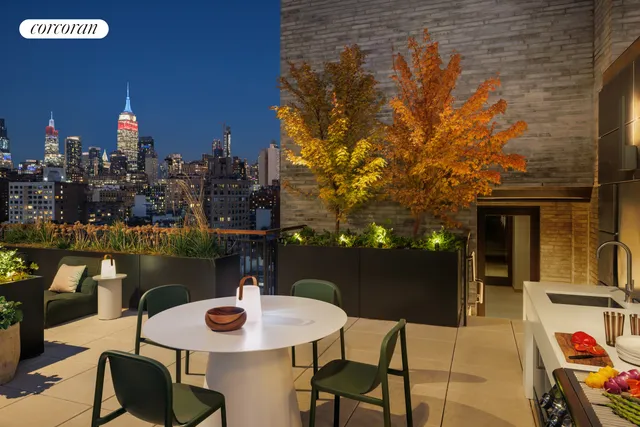 $1,395,000 | 428 West 19th Street, Unit 2C | Chelsea