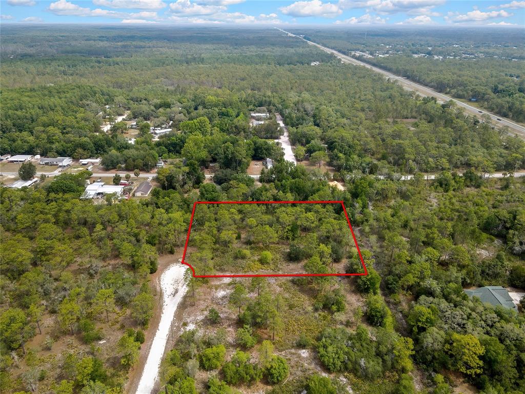 Parallel Road Weeki Wachee, FL 34614 - Photo 2 of 10