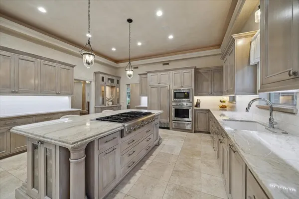 $1,950,000 | 39414 Lago Drive, Magnolia, TX 77354