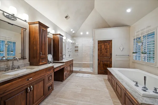 $1,950,000 | 39414 Lago Drive, Magnolia, TX 77354